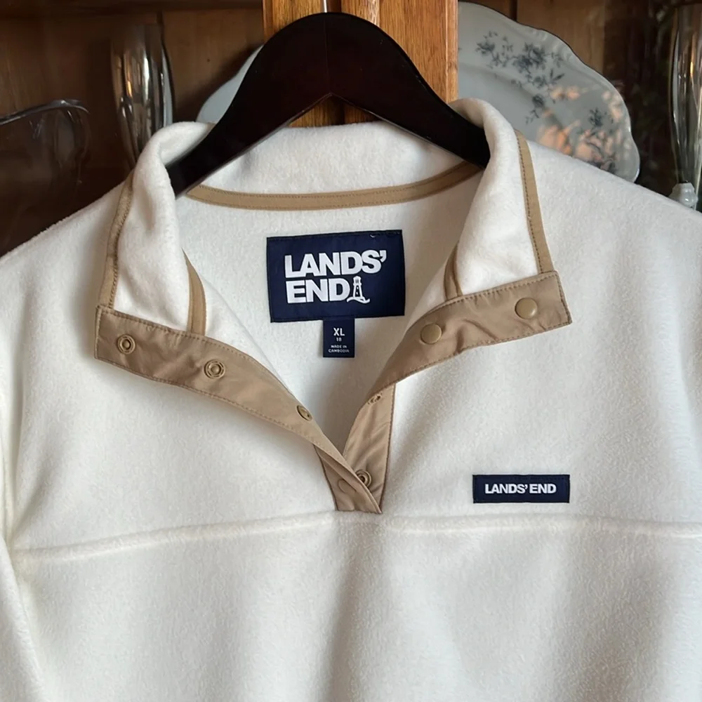 NWT Lands’End Women’s XL Ivory Pullover - Picture 3 of 14